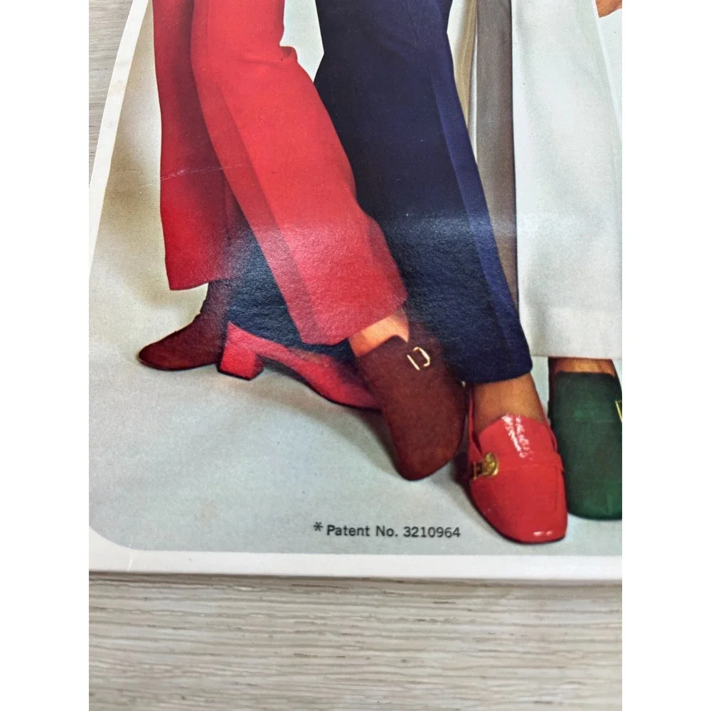 Sears Cling Alon‎ Ultra Sheer Knee High Stockings Size B 10-11 Sandstone 2 Pairs